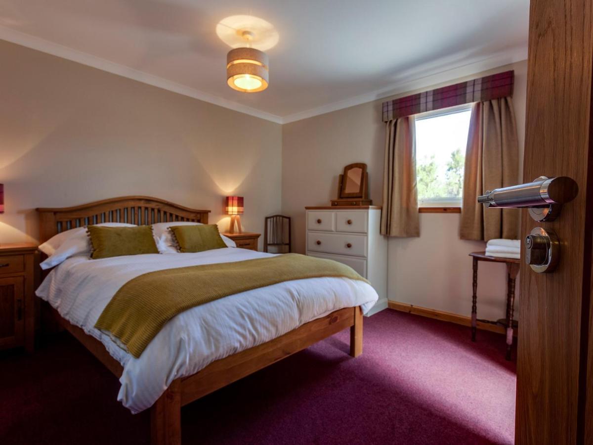 The Birches Bed & Breakfast Dundonnell Екстер'єр фото